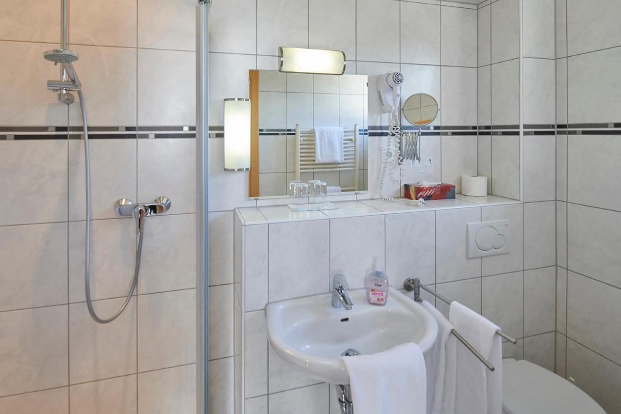 Hotel Zum Grunewald Dinslaken Extérieur photo